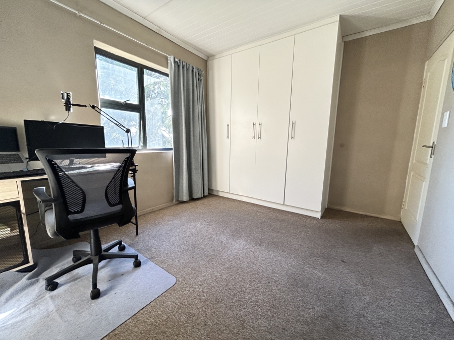 2 Bedroom Property for Sale in Groenvallei Western Cape
